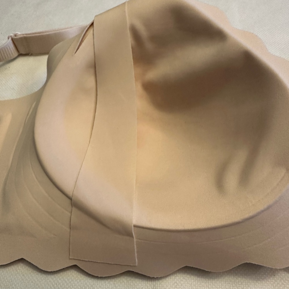 Seamless Nude Bra